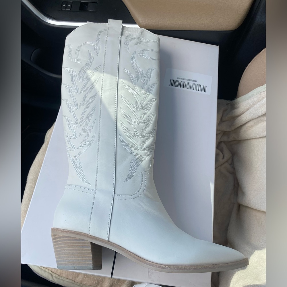 Dolce Vita White Boots/ Western Chic Cowboy Boots Women Size 10
